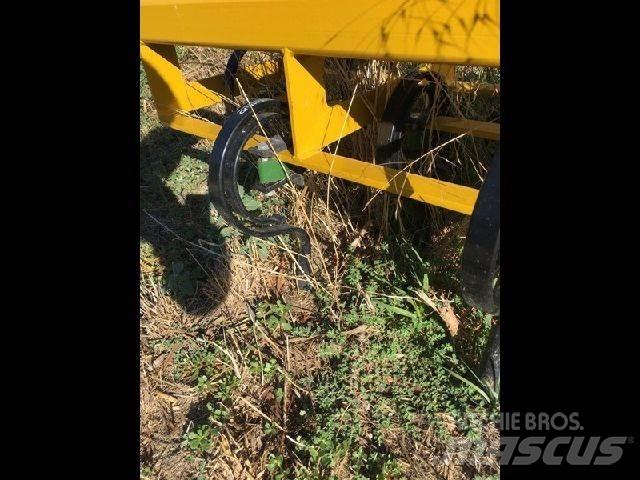  Lachaud 3 M Row crop cultivators