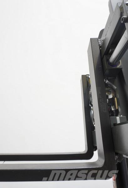 Combilift WR4 4-way reach trucks