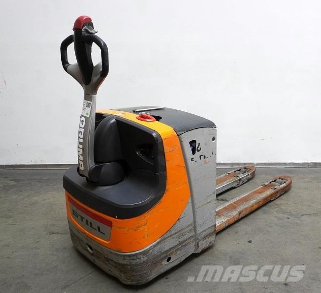 Still EXU 22 Low lifter