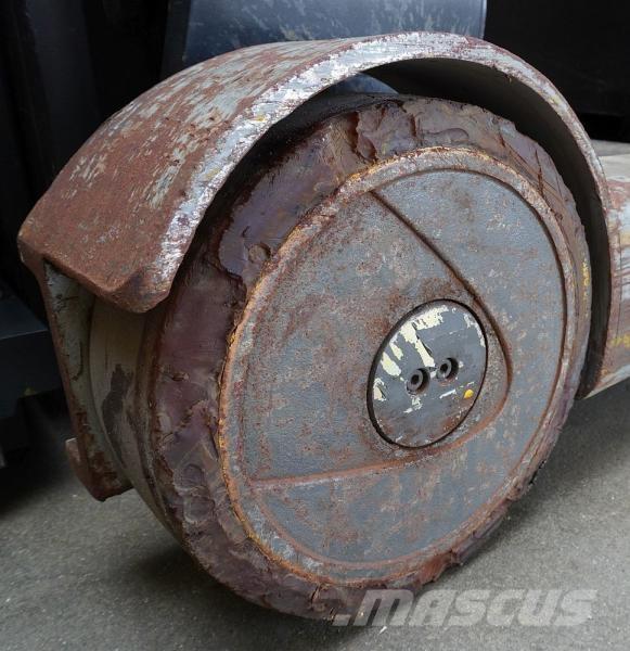 Still FM-X17 Reach trucks