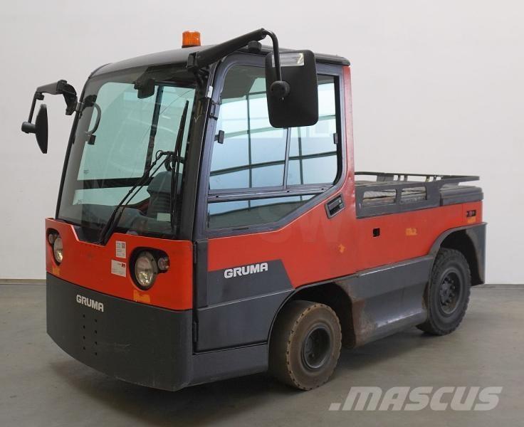 Still R07-25 Towing trucks