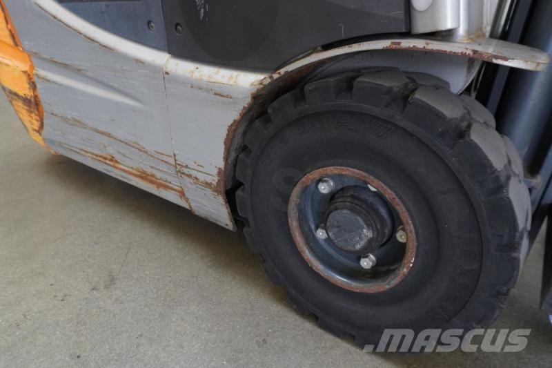 Still RX50-15 Forklift trucks - others