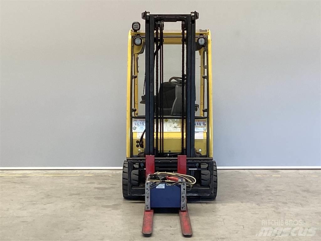 Hyster J2.0XMT Electric forklift trucks