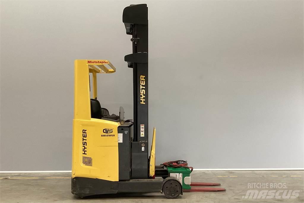Hyster R1.4 Reach trucks