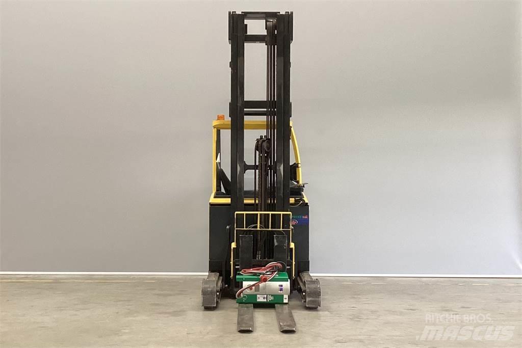 Hyster R1.6 Reach trucks
