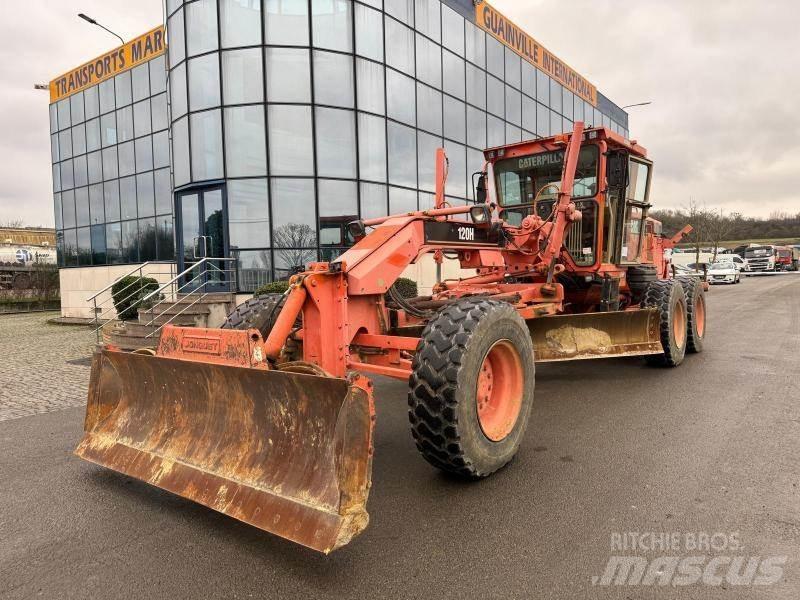 CAT 120H Graders