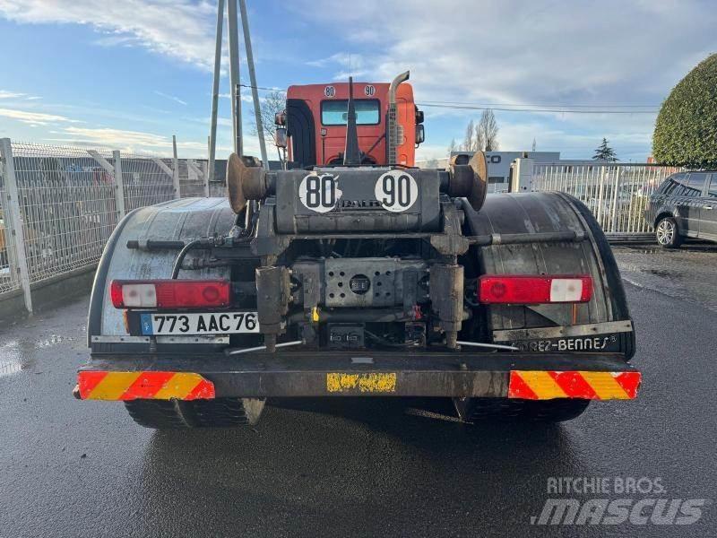 Renault Kerax Cable lift demountable trucks