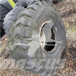  KOMET 23.5X25 Tyres, wheels and rims