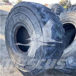  MAXAM 26.5R25 Tyres, wheels and rims