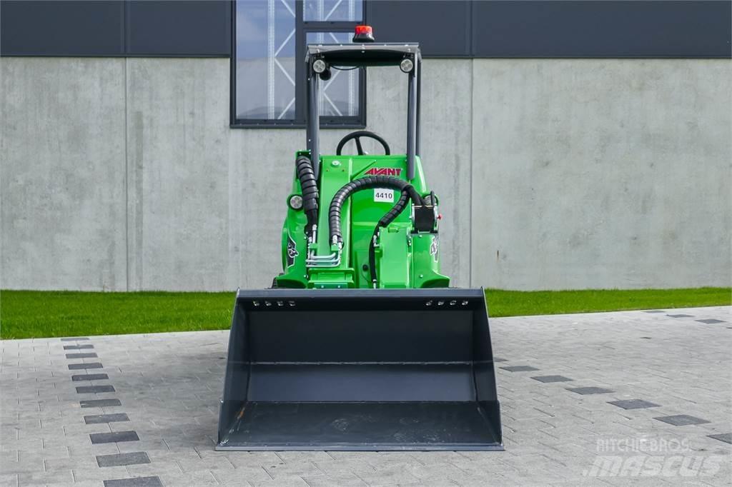 Avant M 423 Mini excavators < 7t (Mini diggers)