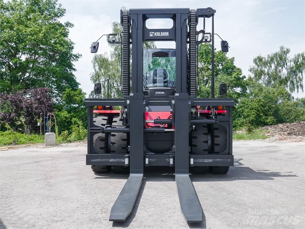 Kalmar DCG 330-12 Diesel trucks