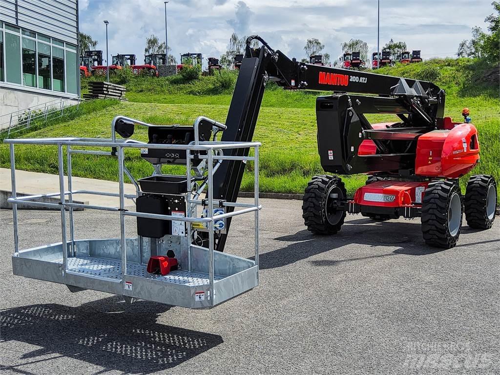 Manitou 200 ATJ Articulated boom lifts