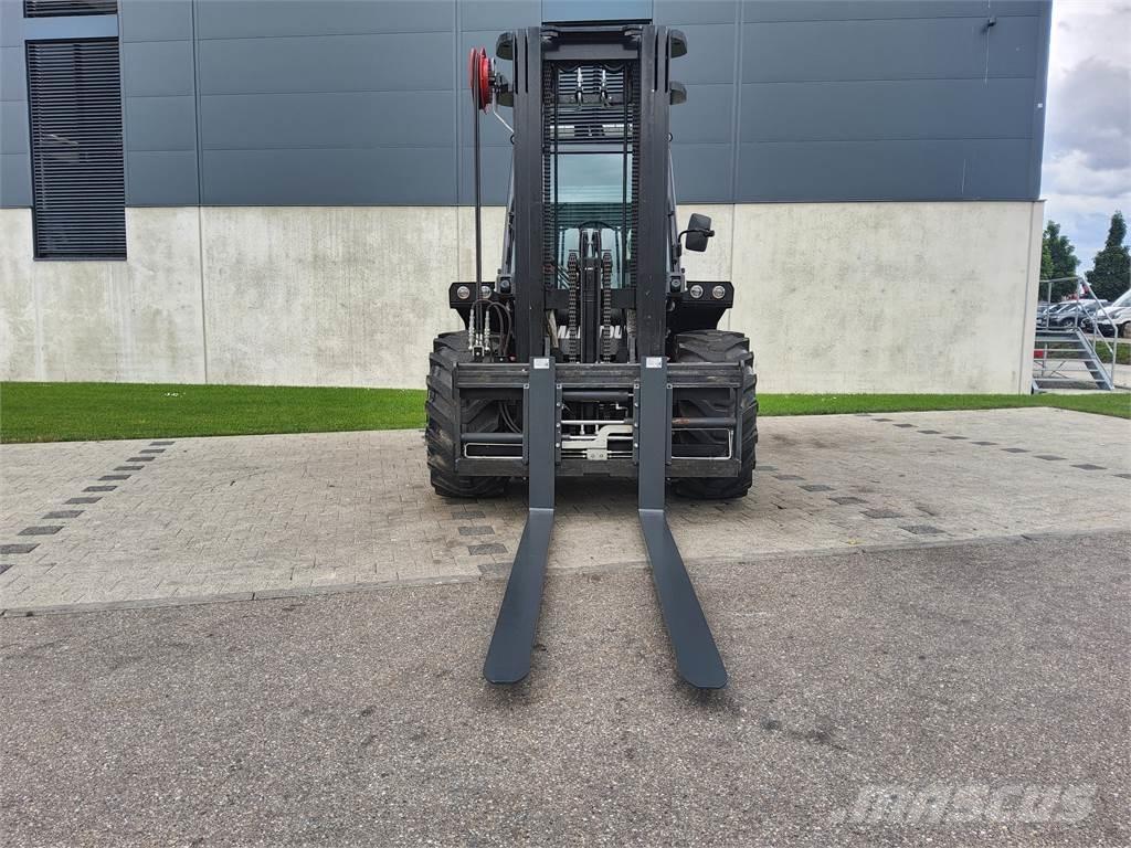 Manitou M 50-4 Rough terrain trucks