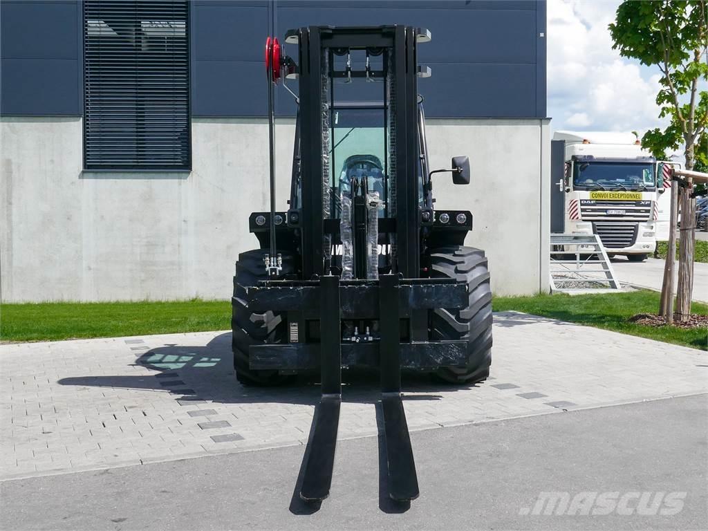 Manitou M 50-4 Rough terrain trucks