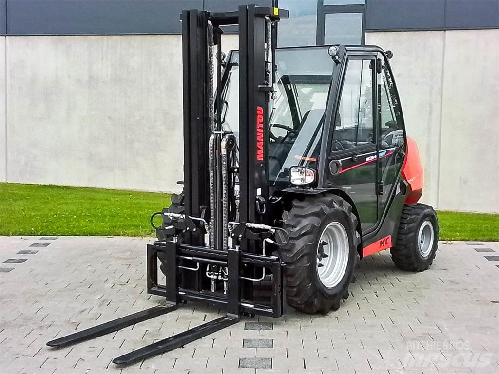 Manitou MC 25-4 Rough terrain trucks