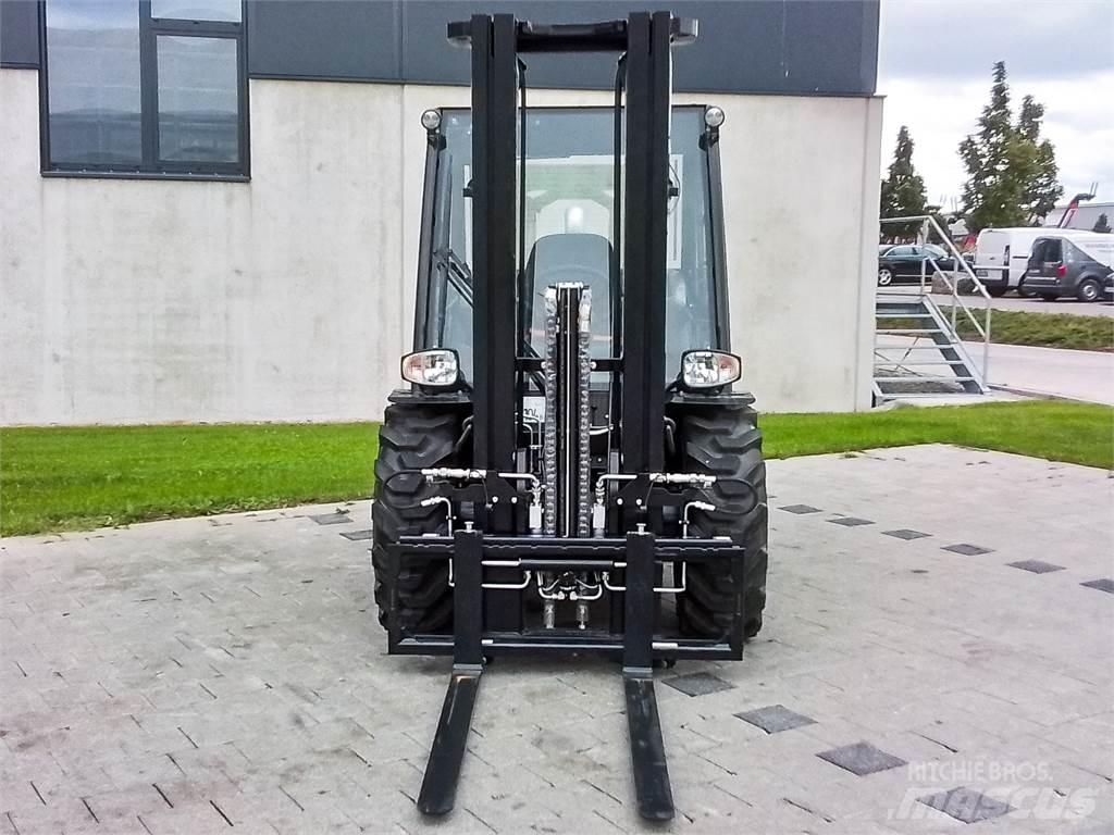 Manitou MC 25-4 Rough terrain trucks