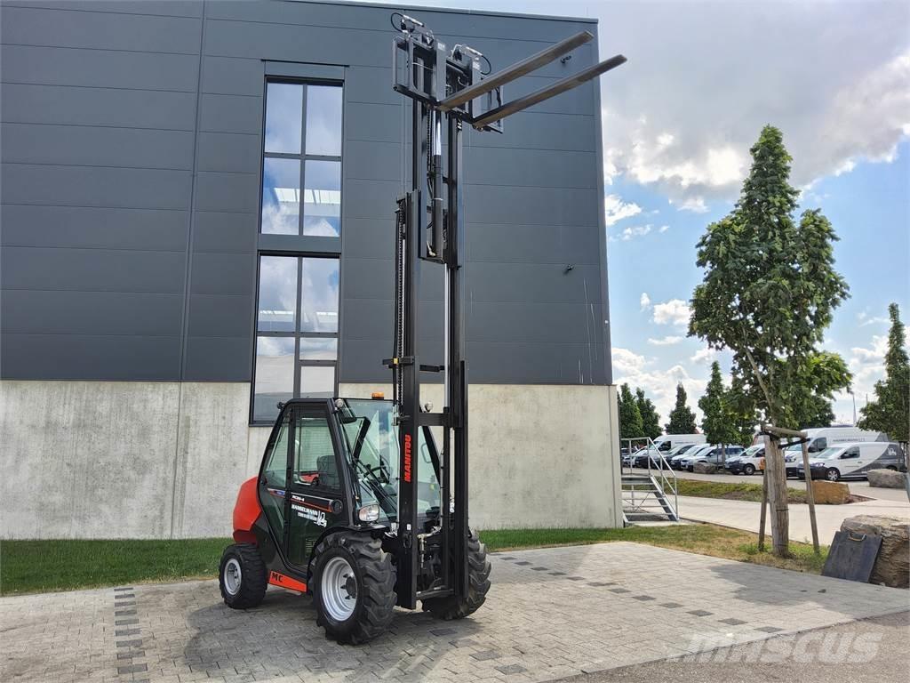 Manitou MC 30-4 Rough terrain trucks
