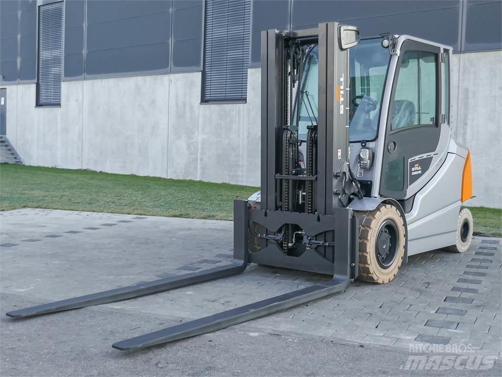 Still RX 60-50 Electric forklift trucks