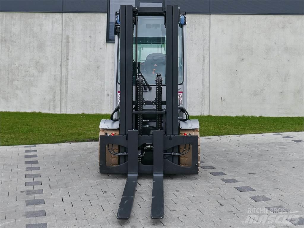 Still RX 60-50 Electric forklift trucks