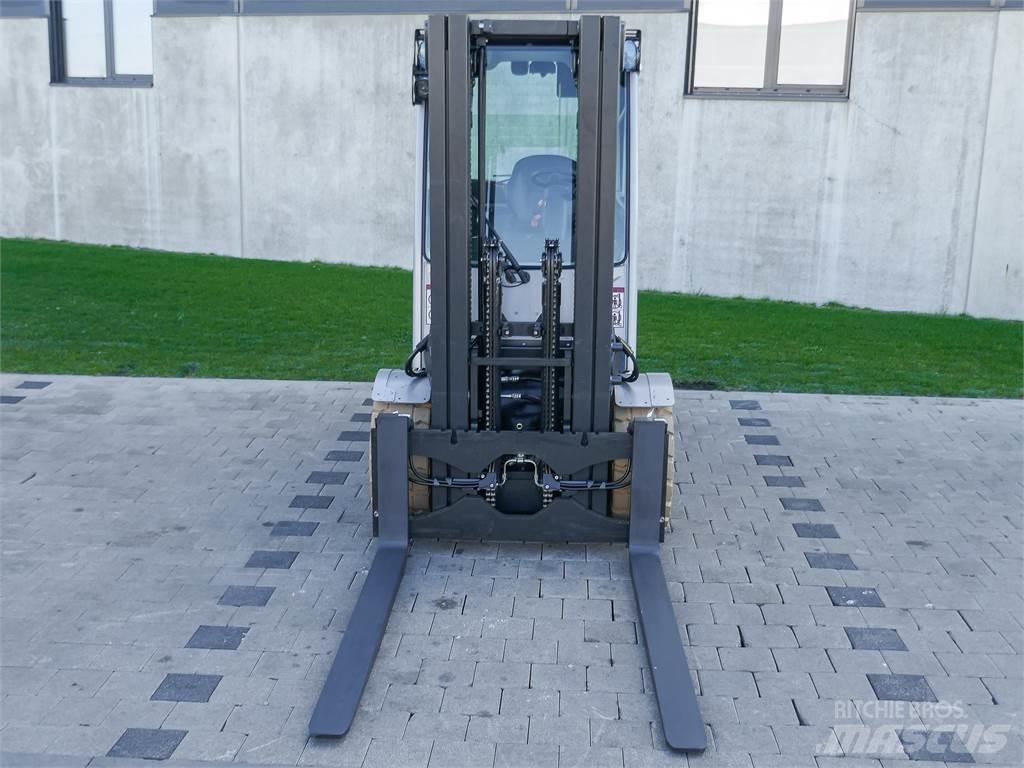 Still RX 60-50 Electric forklift trucks