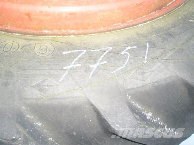  - - - 7751 SCHAAD Tyres, wheels and rims
