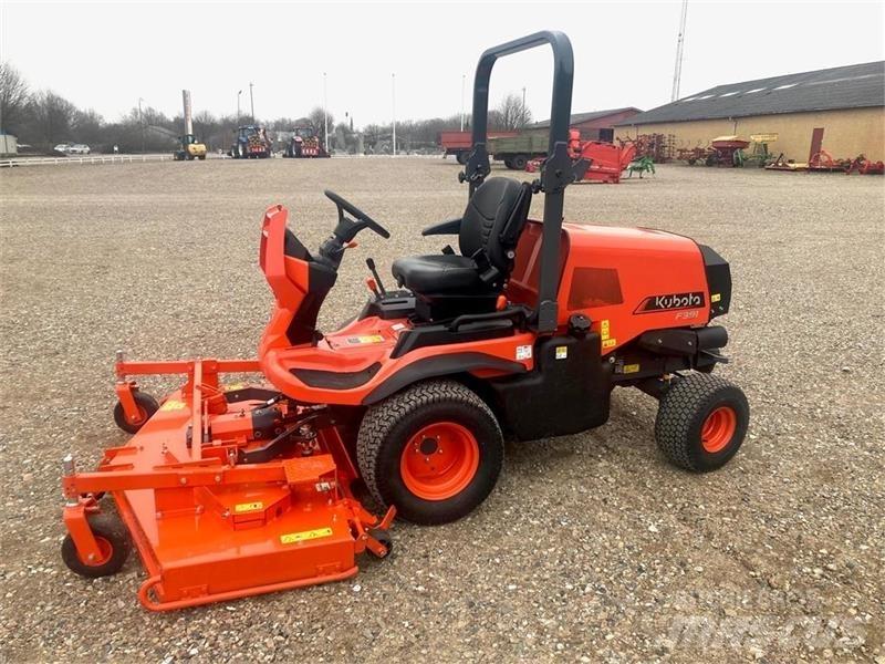 Kubota F-391 Utility tool carriers