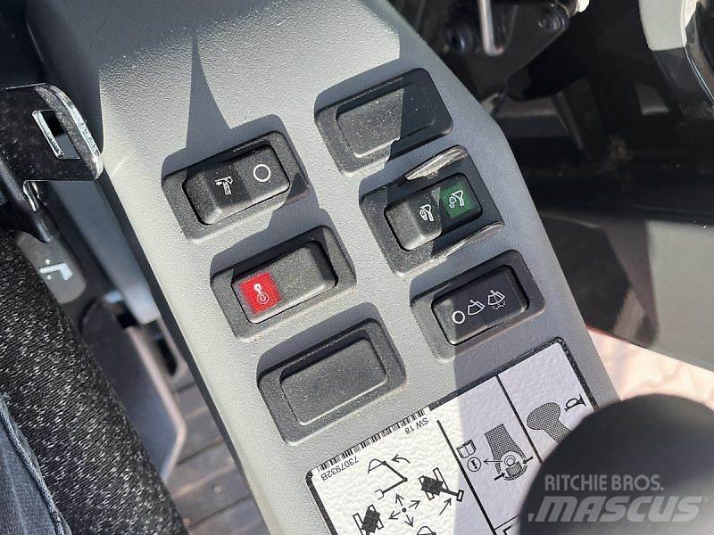 Bobcat E88 Construction - Others