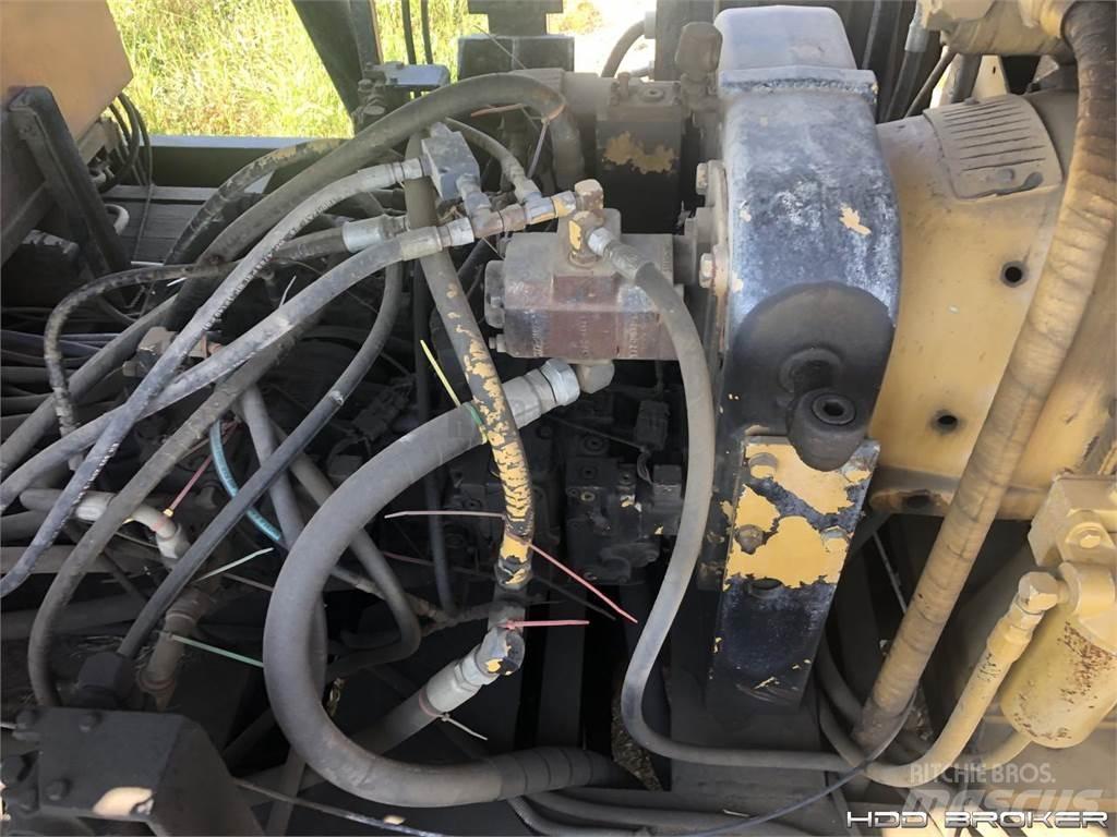 American Augers DD-330 Horizontal Directional Drilling Equipment