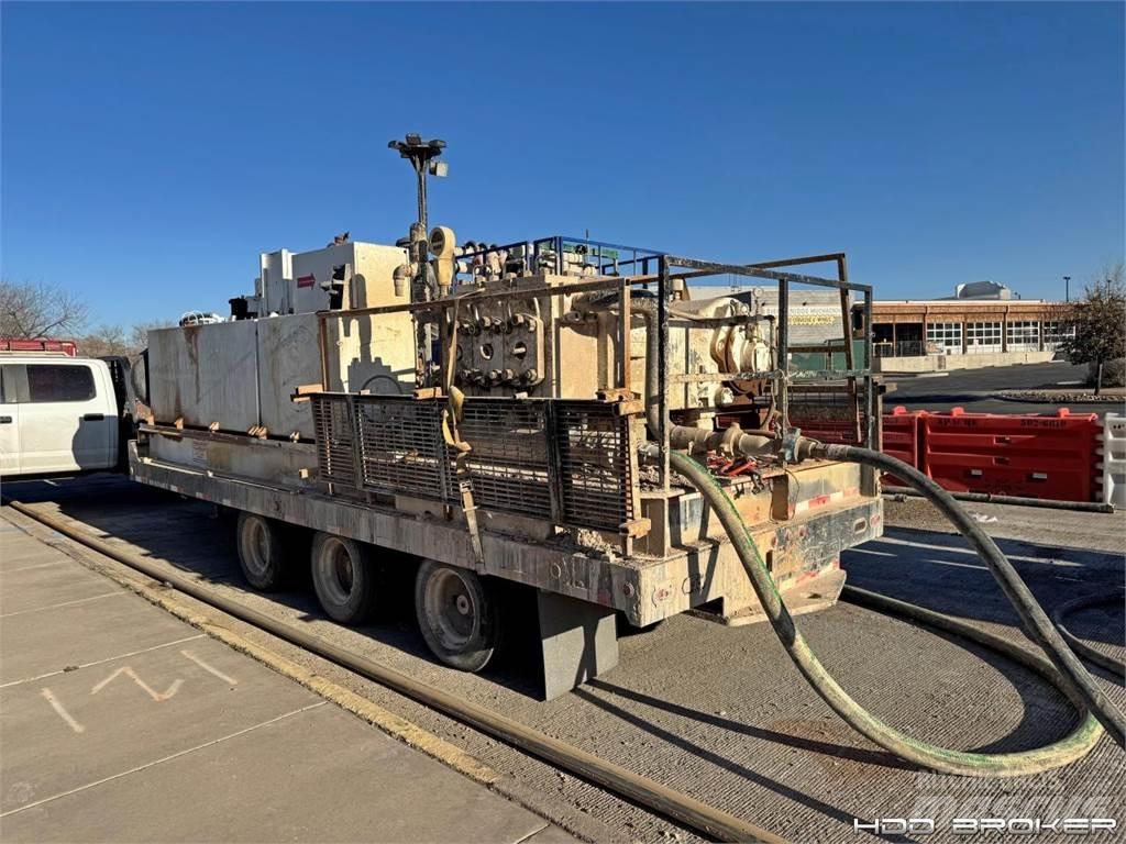 American Augers DD-330 Horizontal Directional Drilling Equipment