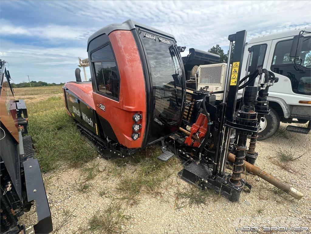 Ditch Witch AT32 Horizontal Directional Drilling Equipment