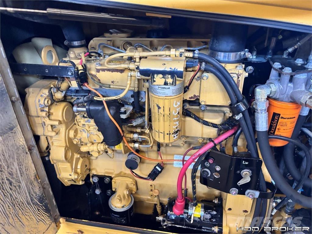 Vermeer D20x22 Horizontal Directional Drilling Equipment