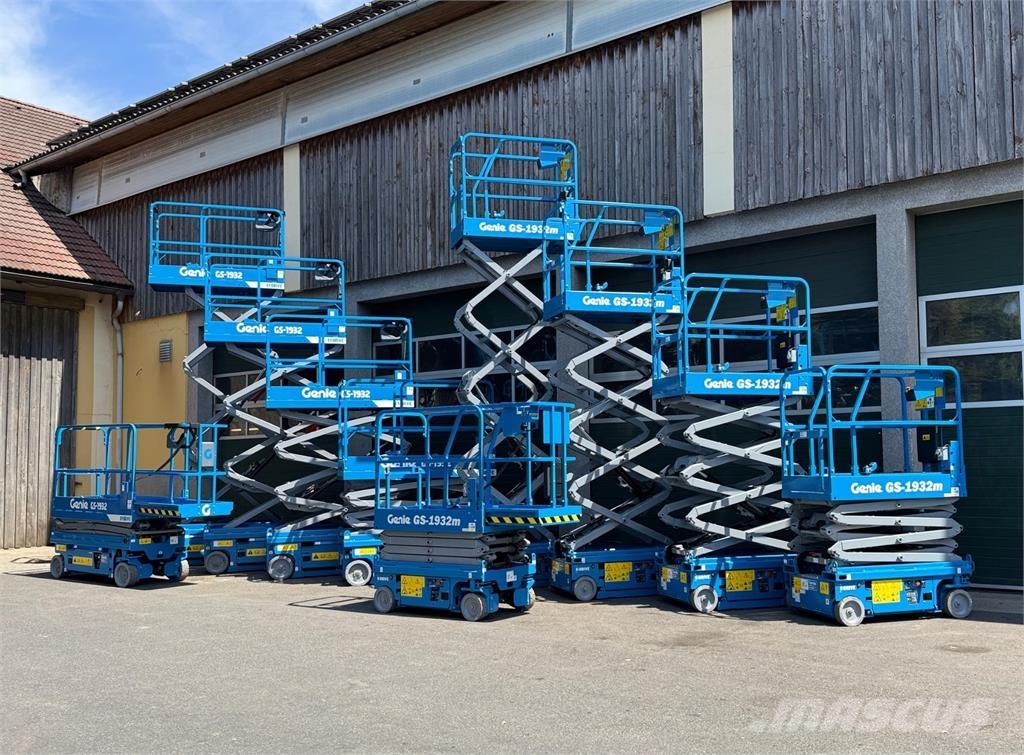 Genie GS-1932 E-Drive Scissor lifts