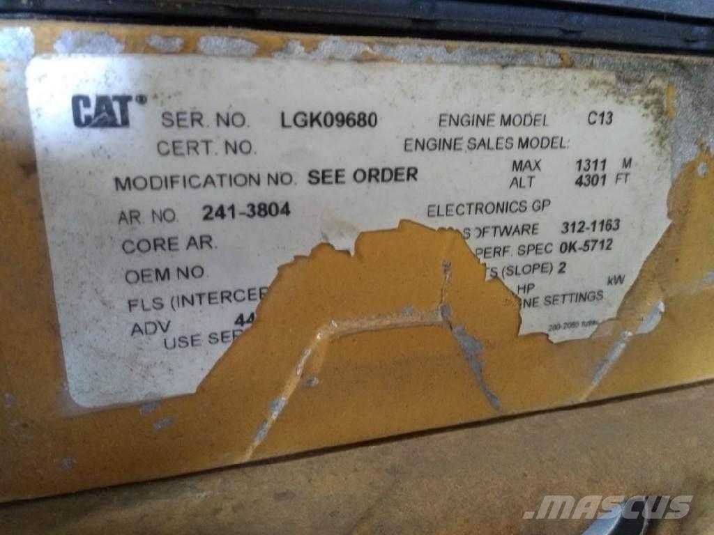 CAT C-13 Engines
