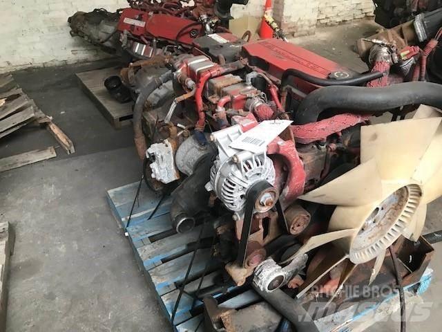 Cummins ISB6.7 Engines