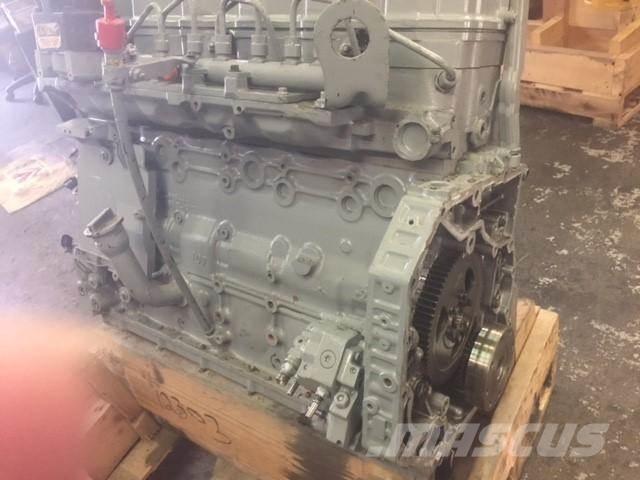 Komatsu SAA6D107E Engines