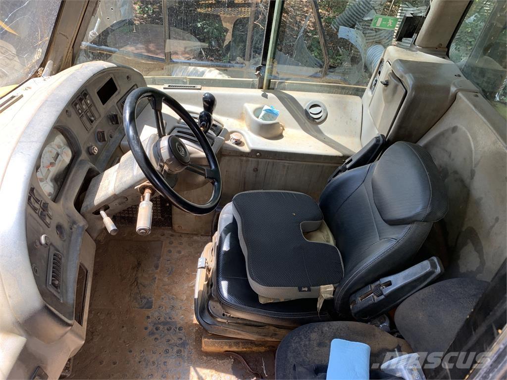 CAT 725 Construction - Others