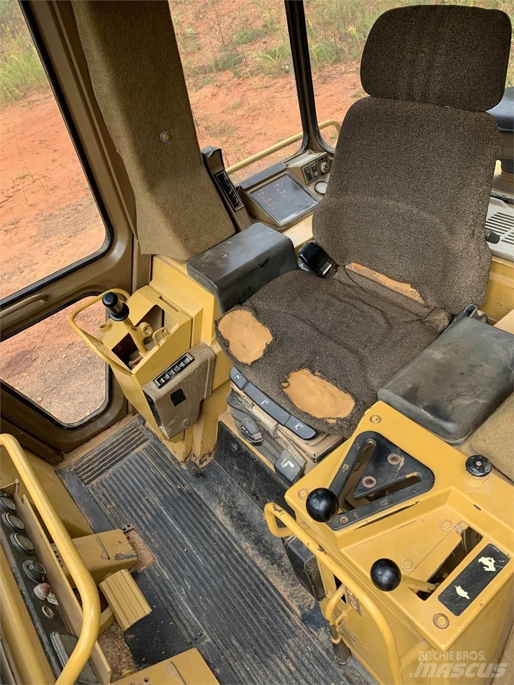 CAT 953B Construction - Others
