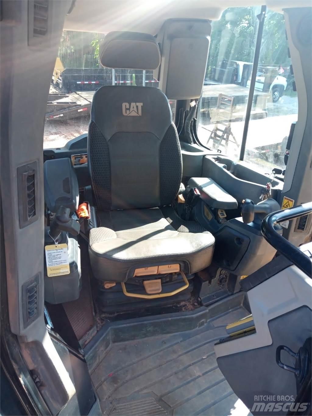 CAT D5 LGP Construction - Others