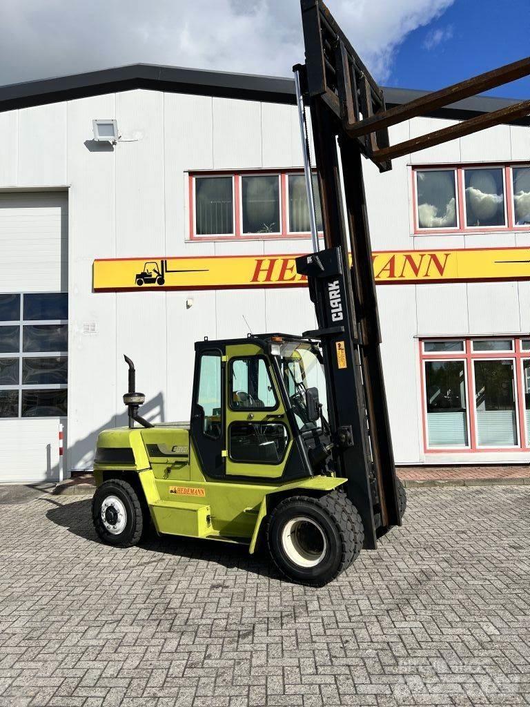 Clark C80D Diesel trucks