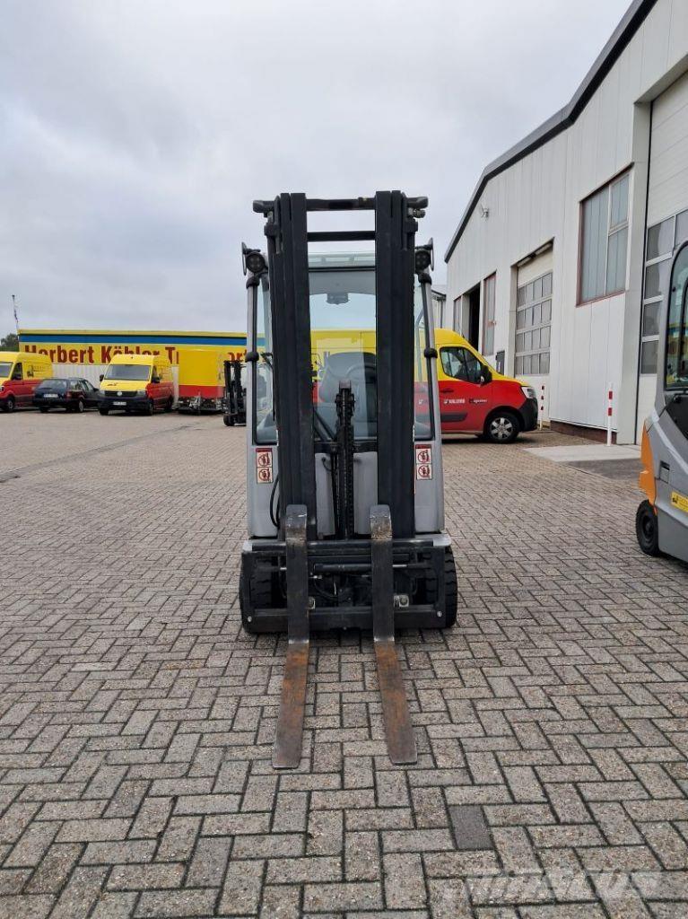 Still RX20-20P Electric forklift trucks