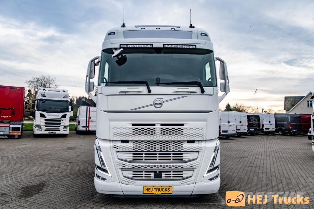 Volvo FH 500 6x2 Tractor Units