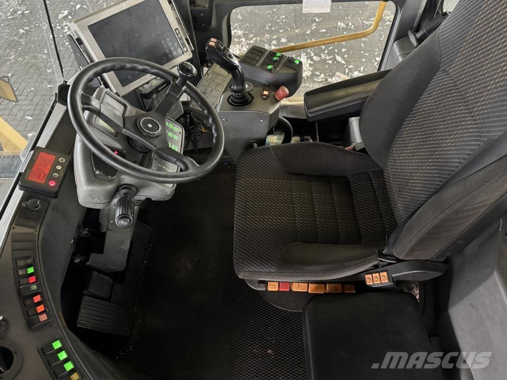 Kalmar DRF450-70S5X Reachstackers