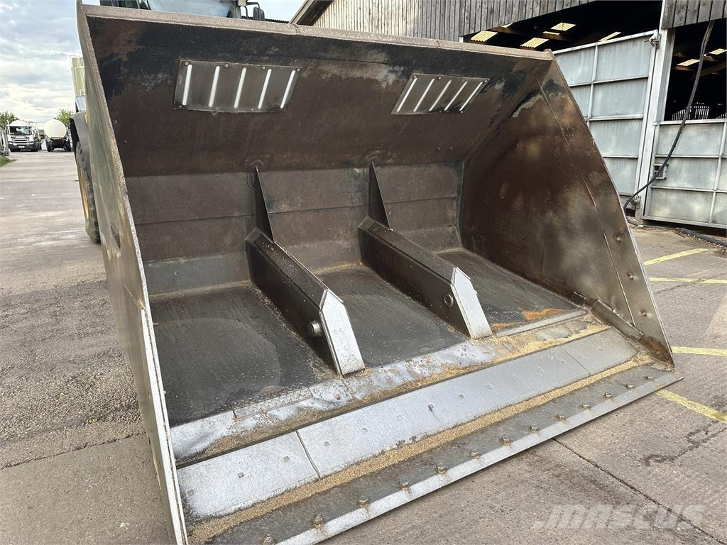  Ulrich Hitip bucket Front loaders and diggers