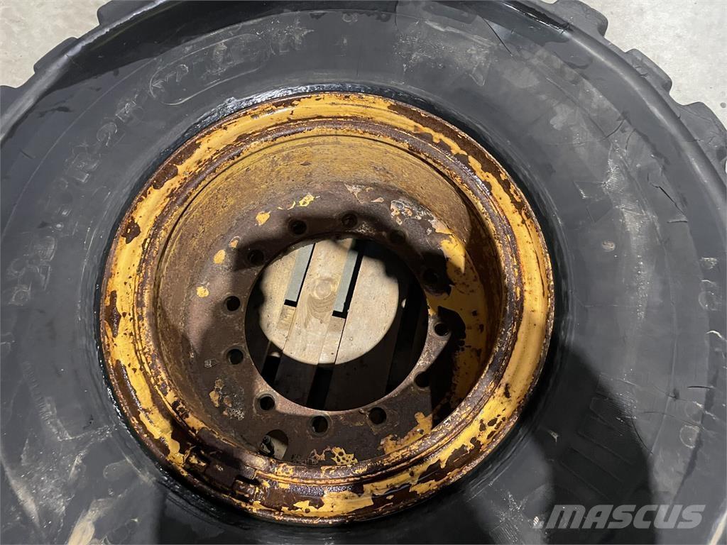  23.5xR25 Michelin XHA dæk Tyres, wheels and rims