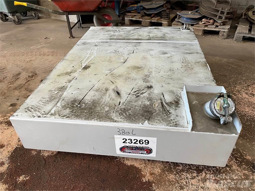  Brændstoftank - 380 Ltr. Other components