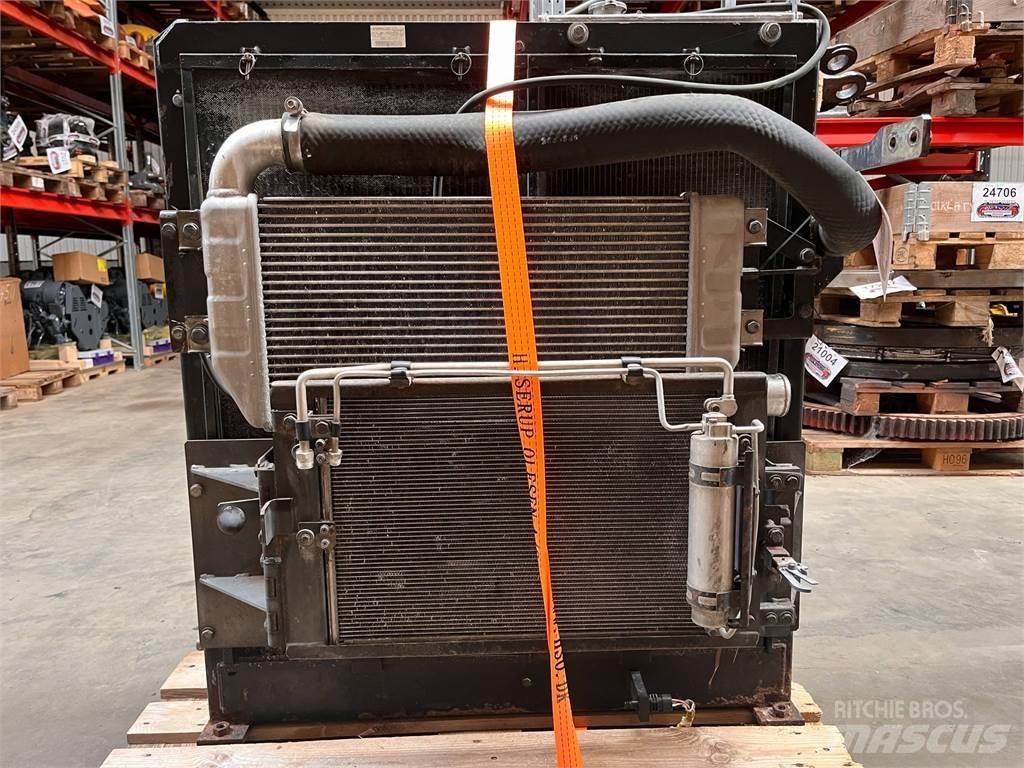 CAT 323D køler Engines