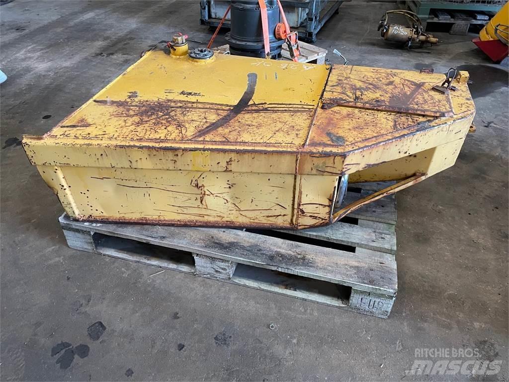  Dieseltank ex. Volvo A25 Other components