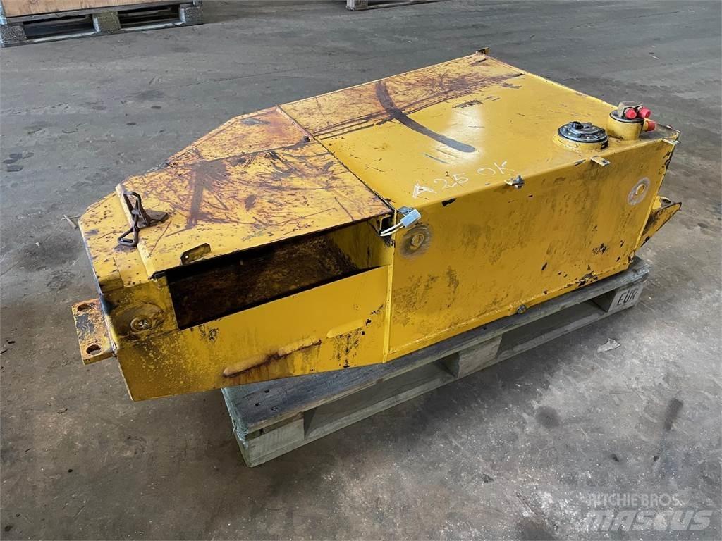  Dieseltank ex. Volvo A25 Other components