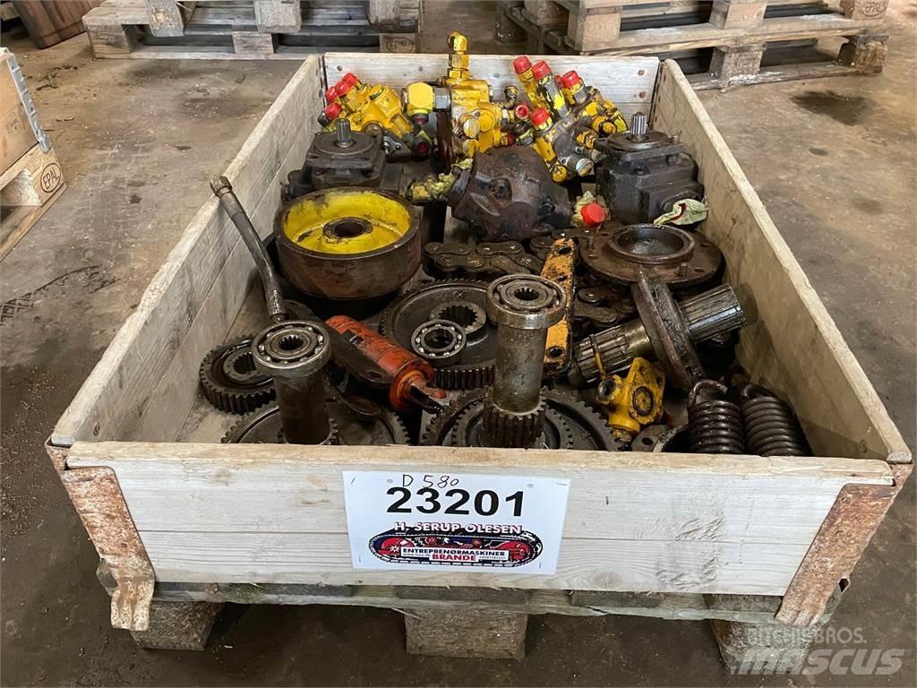  Diverse dele ex. Hymac 580D Hydraulics