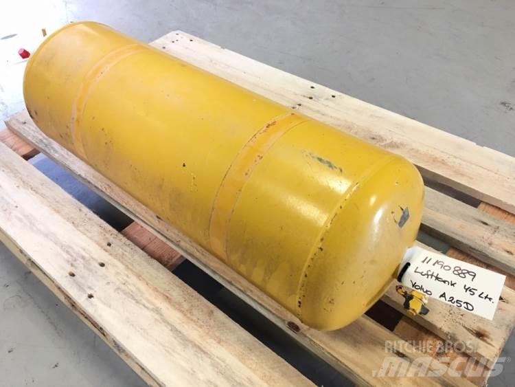  Diverse dele ex. Volvo A25D Other components